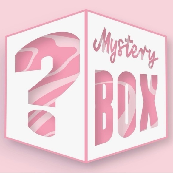 Women's Mystery Box 12 Item - 5 Pound - See description for items included - Picture 1 of 1